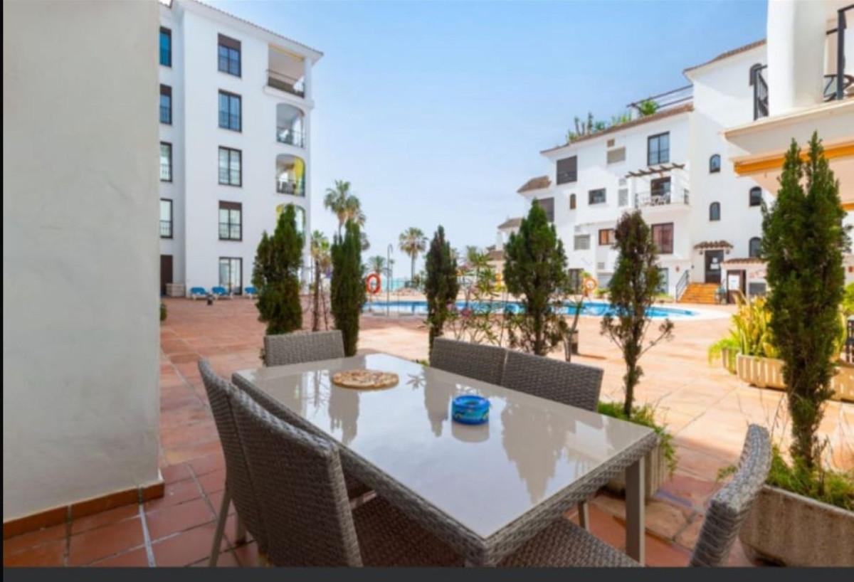 Apartment Duplex in La Duquesa