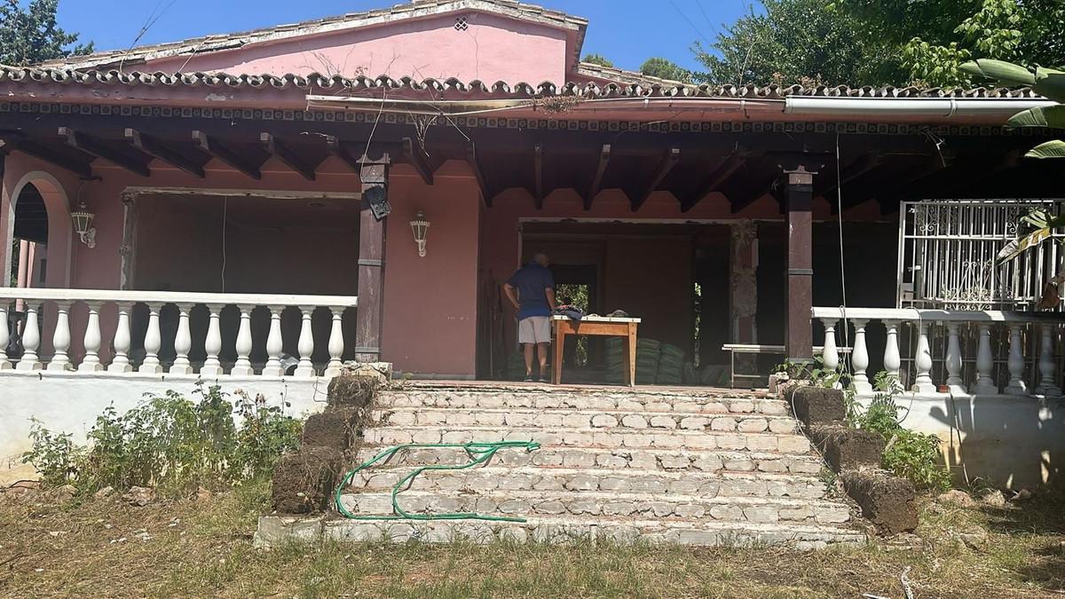 Villa Detached in Nueva Andalucía