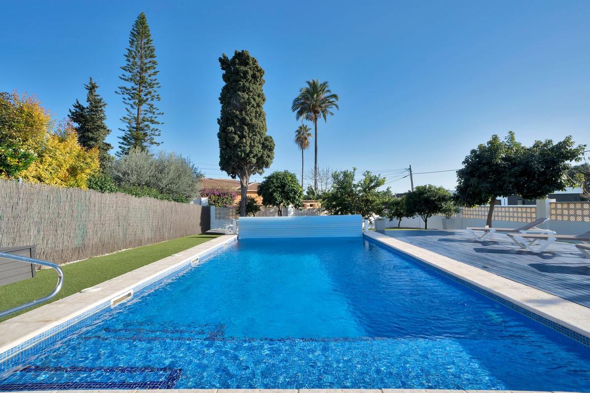 Villa Detached in San Pedro de Alc&aacute;ntara