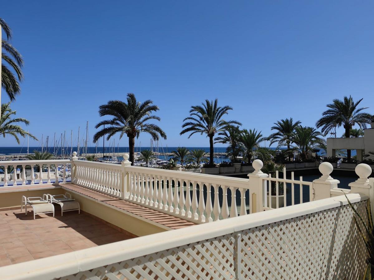 Apartment Ground Floor in Estepona