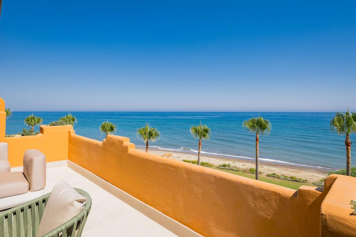Apartment Middle Floor in Estepona