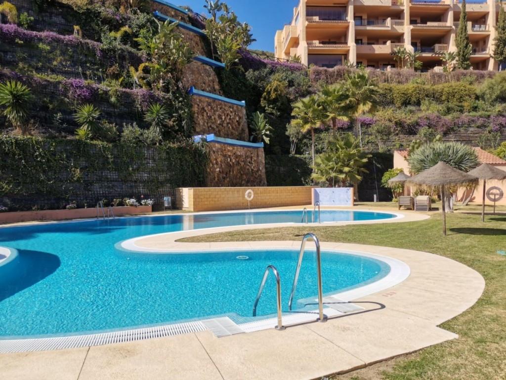 Apartment Middle Floor in Calanova Golf