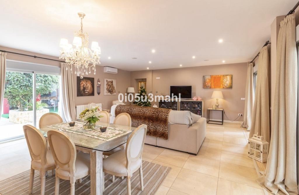 Villa Detached in Pinares de San Antón