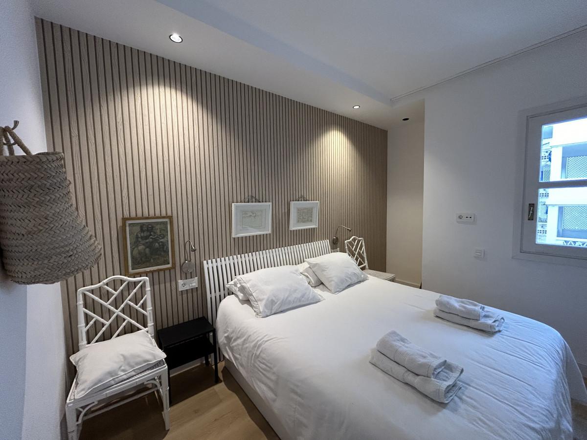 Apartment Middle Floor in Puerto Ban&uacute;s