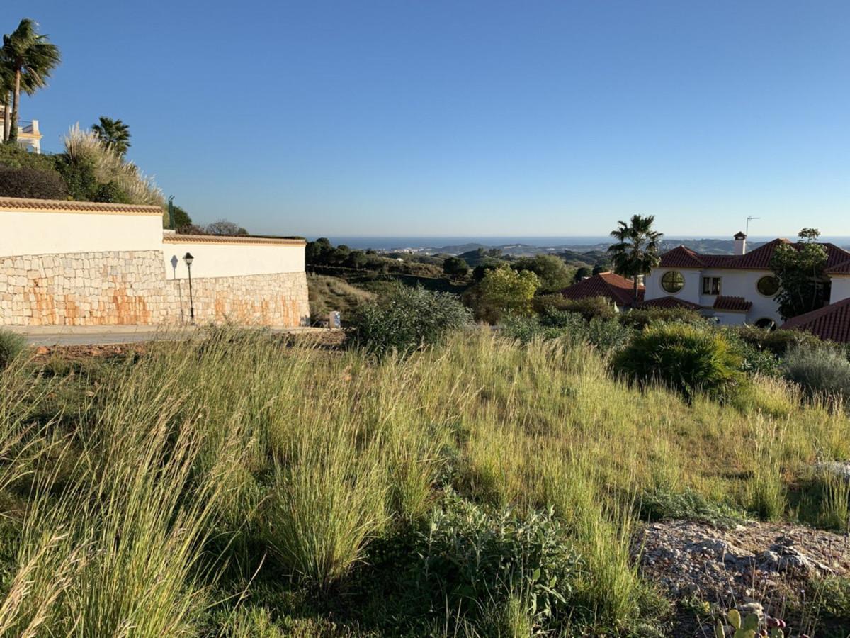Plot Residential in Valtocado