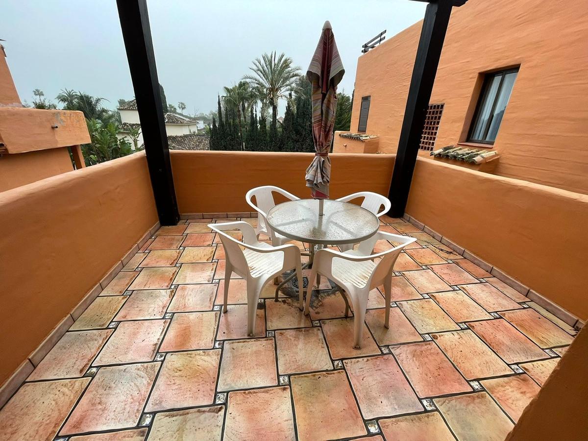 Apartment Middle Floor in Estepona