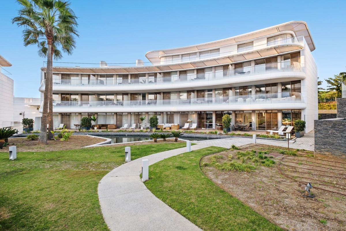 Apartment Ground Floor in Estepona