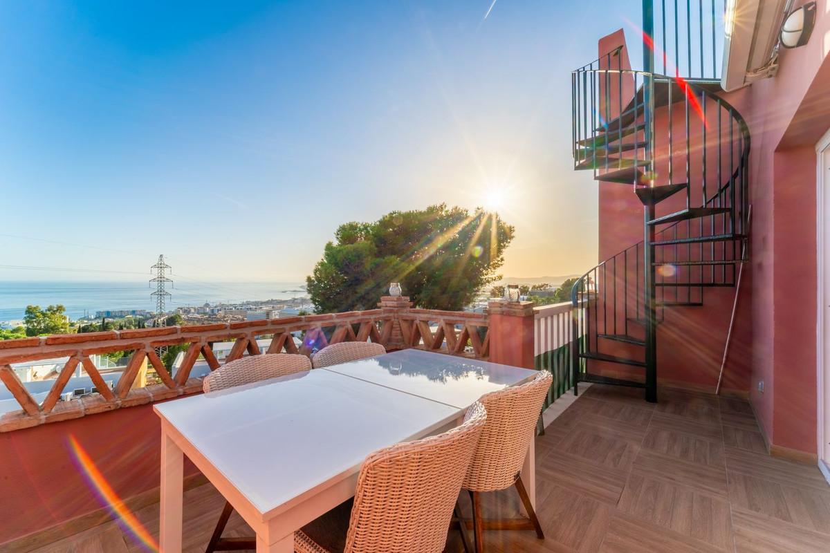 Apartment Penthouse in Benalmadena