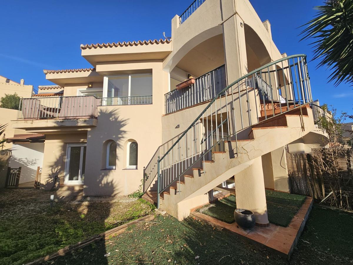 Villa Semi Detached in Riviera del Sol