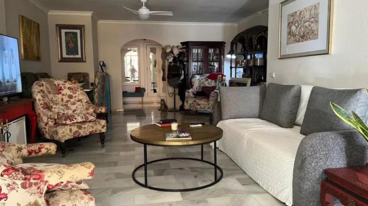 Apartment Middle Floor in Nueva Andaluc&iacute;a