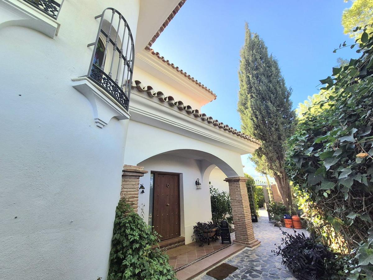 Villa Detached in Co&iacute;n