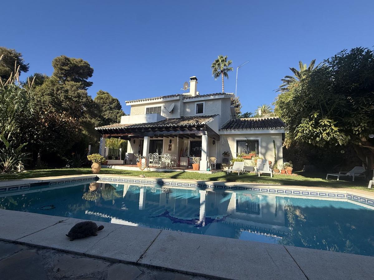 Villa Detached in Calahonda