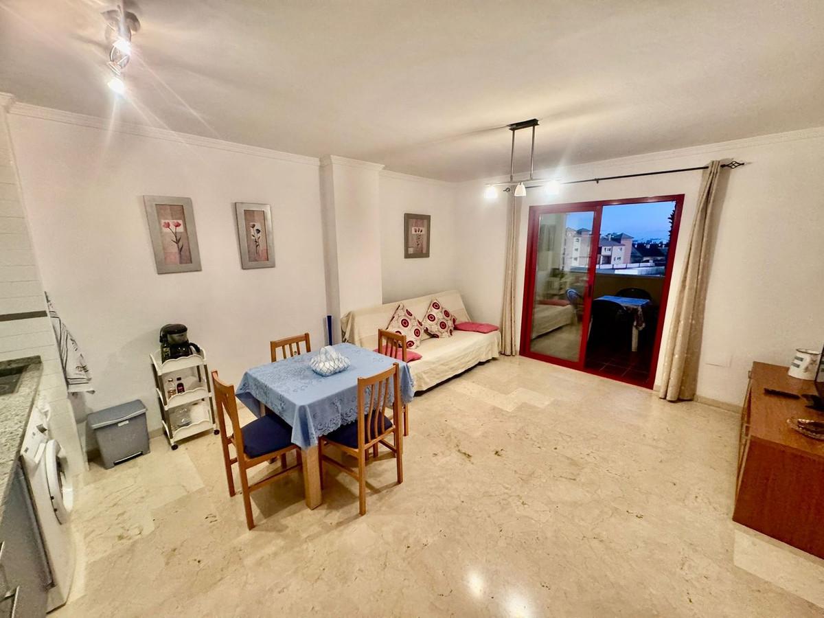 Apartment Middle Floor in Los Pacos