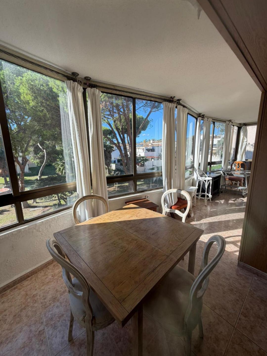 Apartment Ground Floor in Calahonda