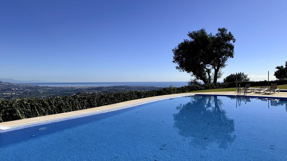 Townhouse Terraced in Elviria