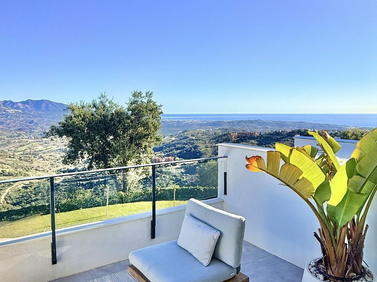 Townhouse Terraced in Elviria