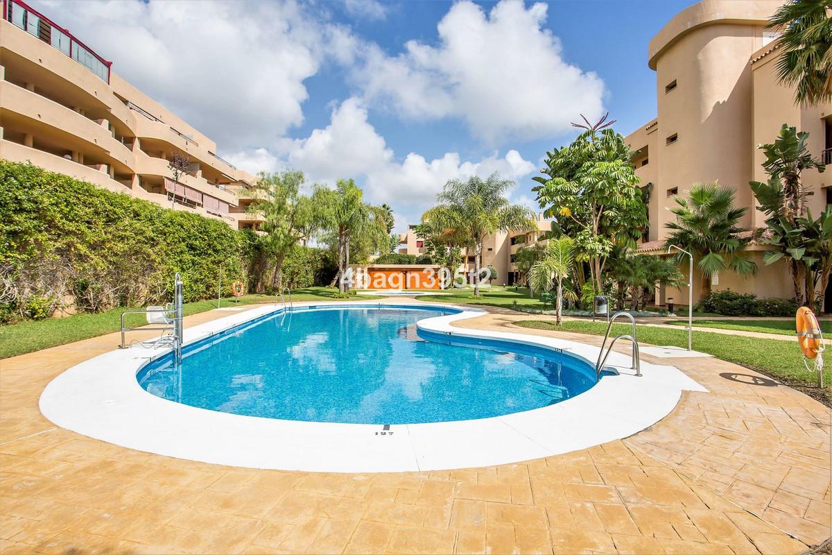 Apartment Middle Floor in La Cala de Mijas