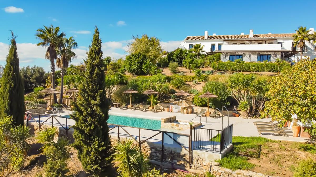 Villa Finca in Villanueva De La Concepcion