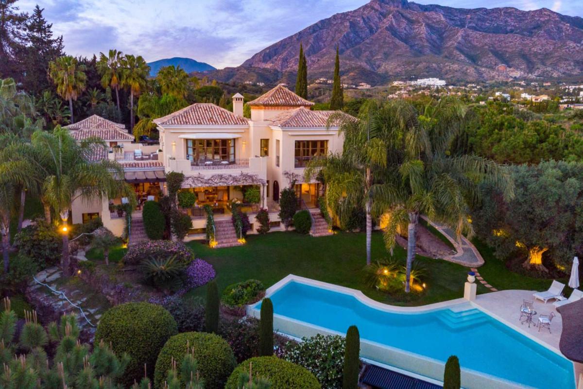 Villa Detached in The Golden Mile