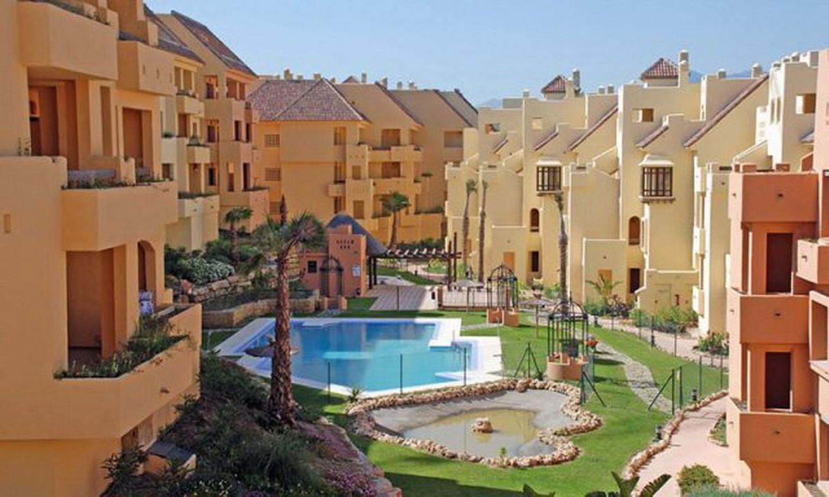 Apartment Ground Floor in La Duquesa