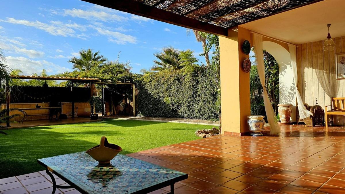 Apartment Ground Floor in Estepona