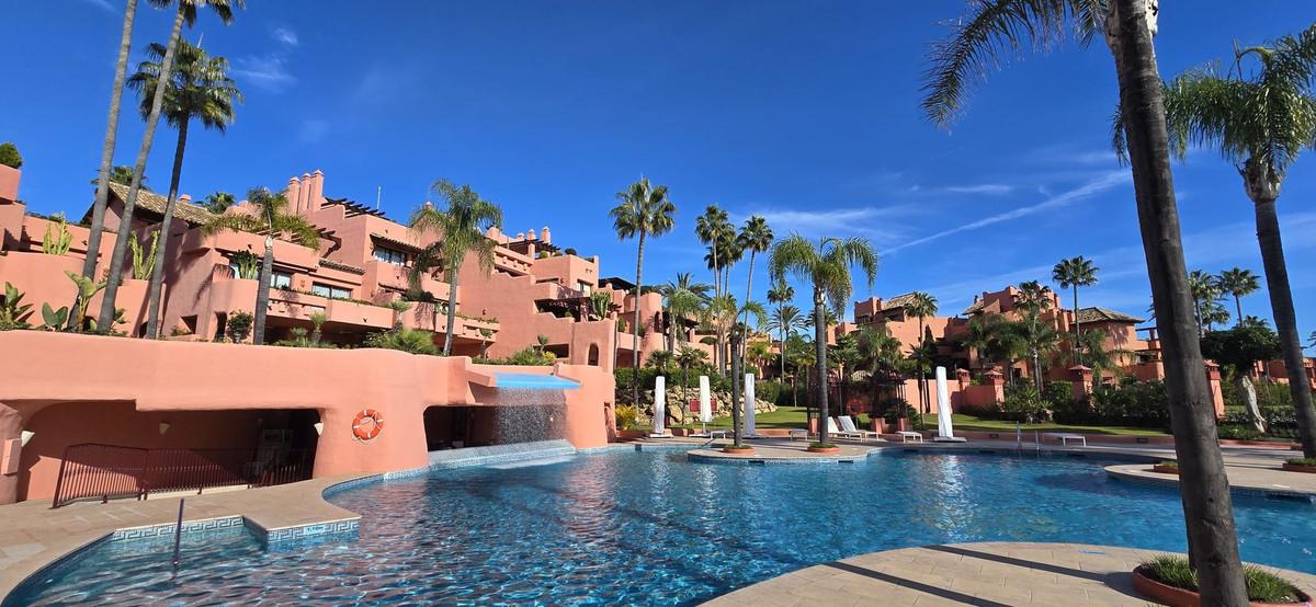 Apartment Middle Floor in Estepona