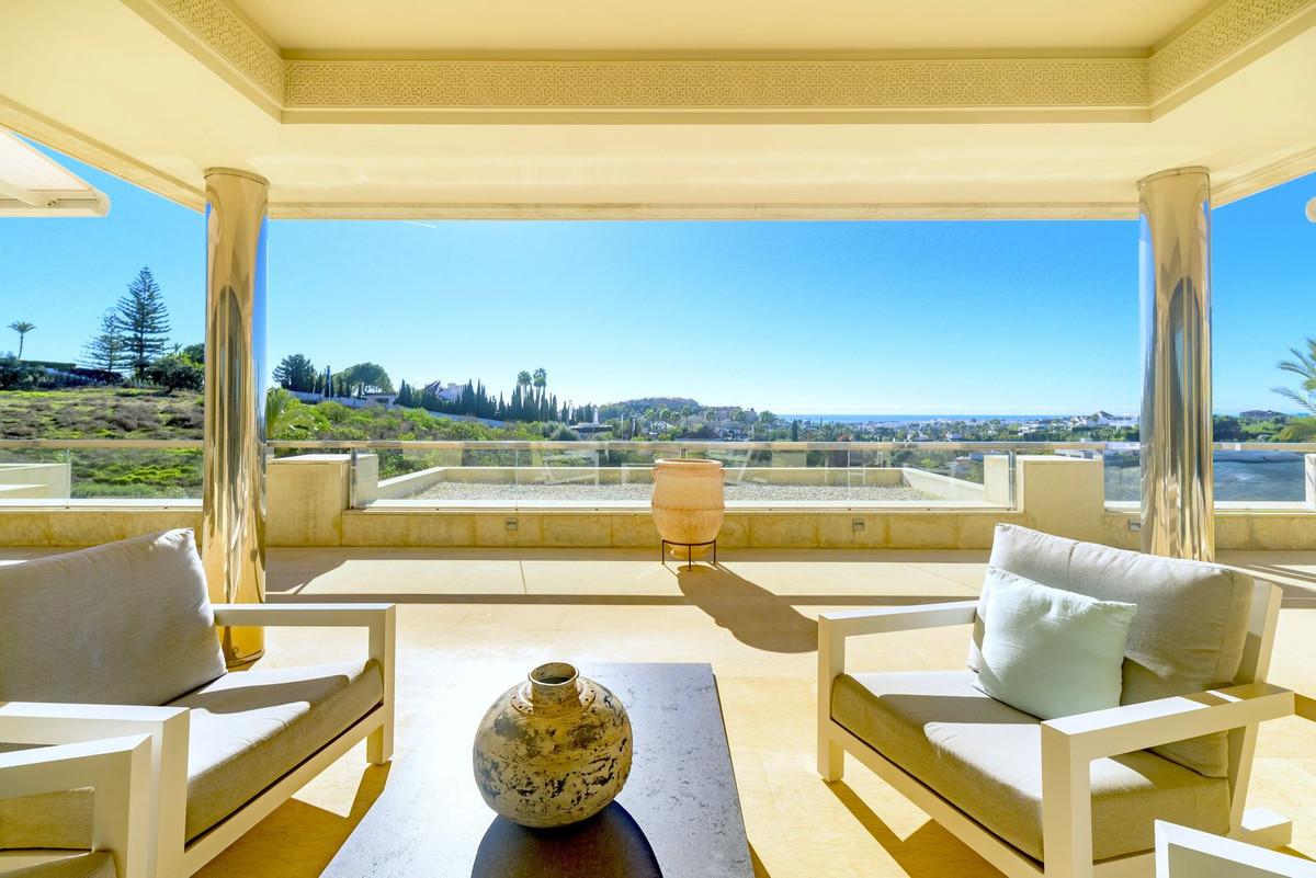 Apartment Middle Floor in Nueva Andaluc&iacute;a