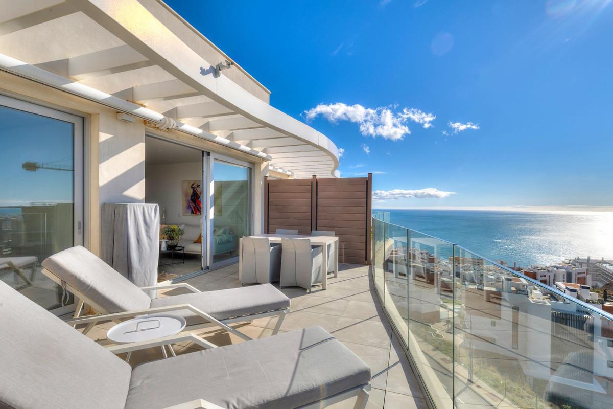 Apartment Penthouse in Fuengirola