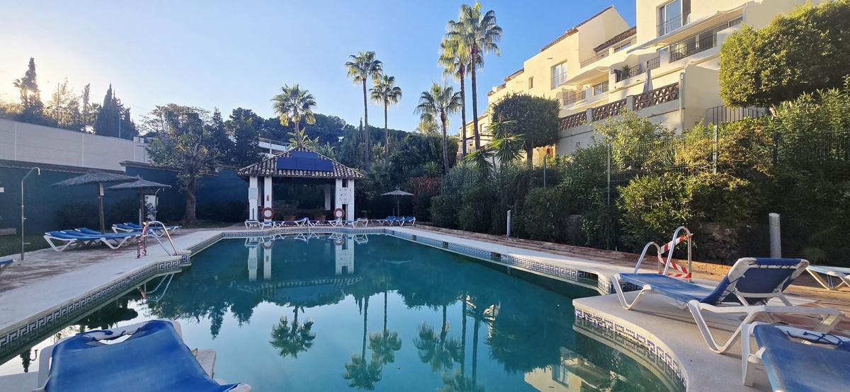Apartment Penthouse in Nueva Andaluc&iacute;a