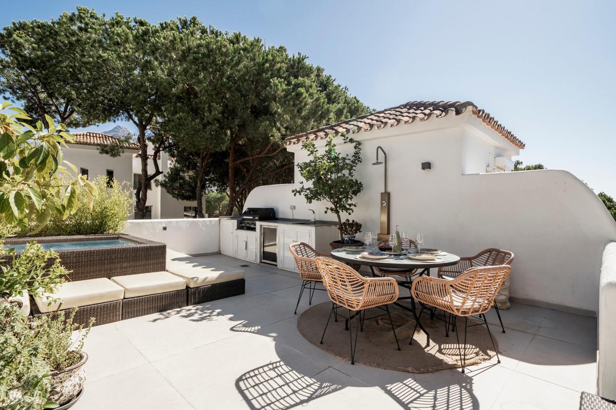 Apartment Duplex in Nueva Andalucía