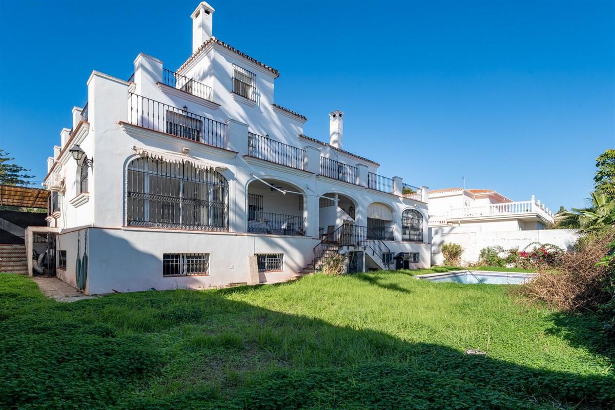 Villa Detached in Benalmadena