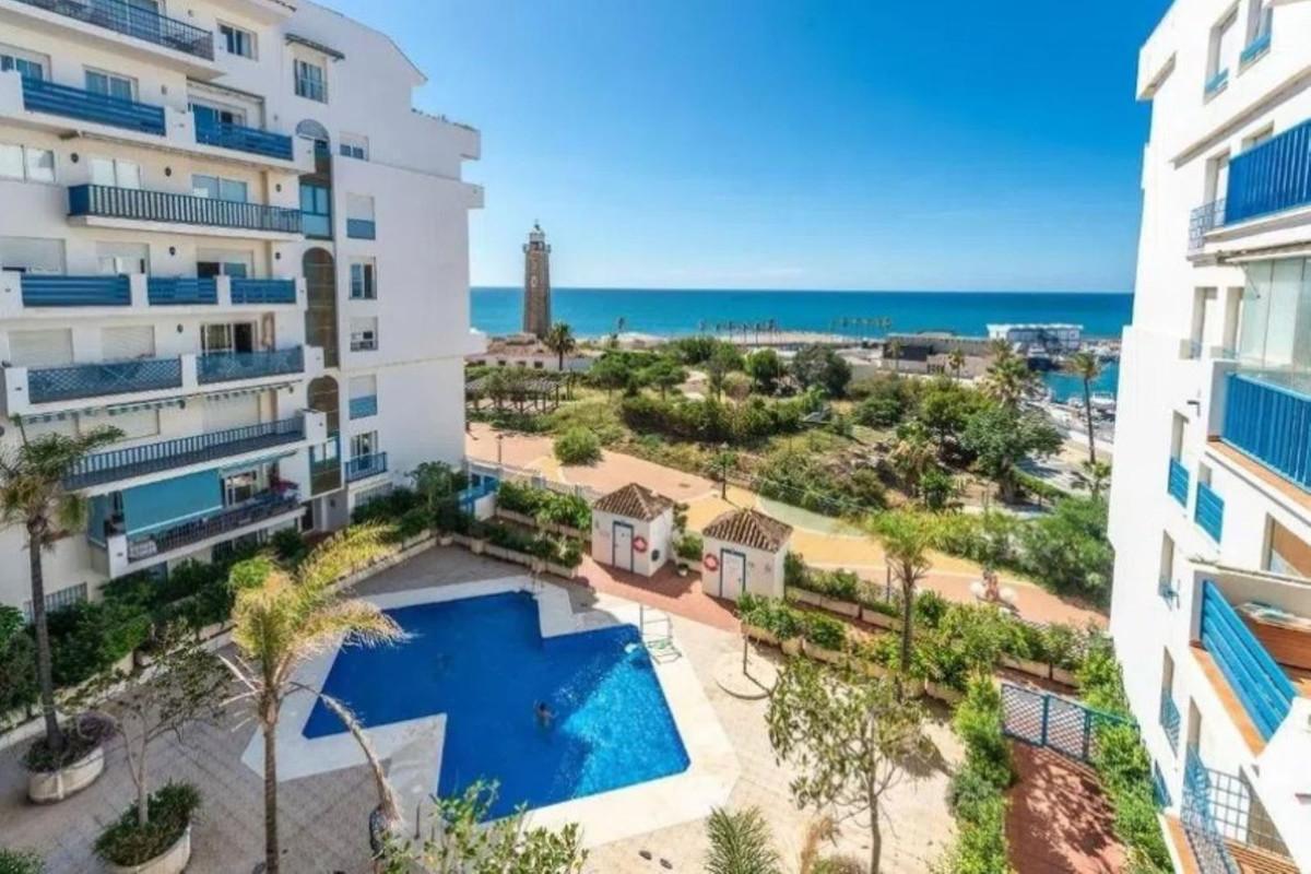 Apartment Middle Floor in Estepona