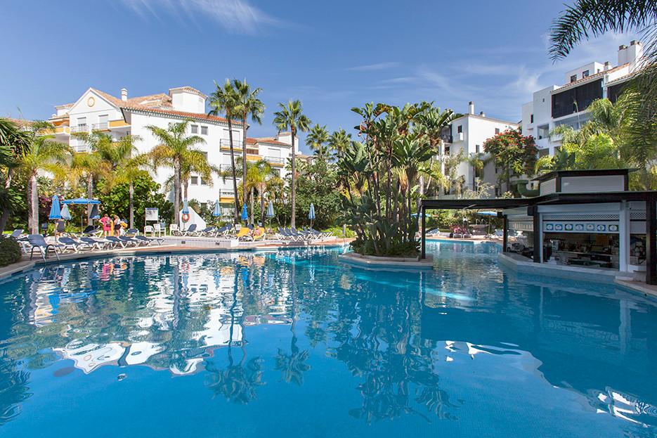 Apartment Middle Floor in Marbella