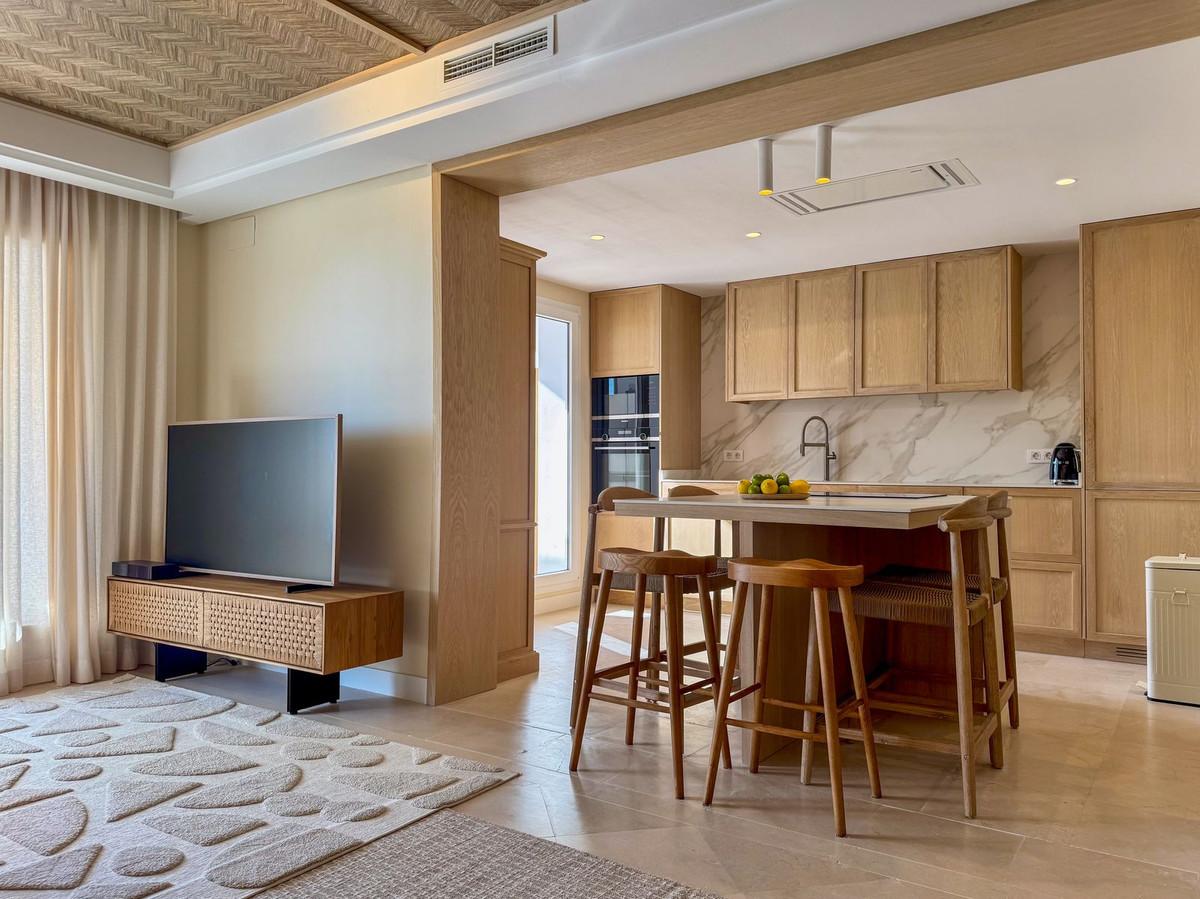 Apartment Middle Floor in Nueva Andaluc&iacute;a