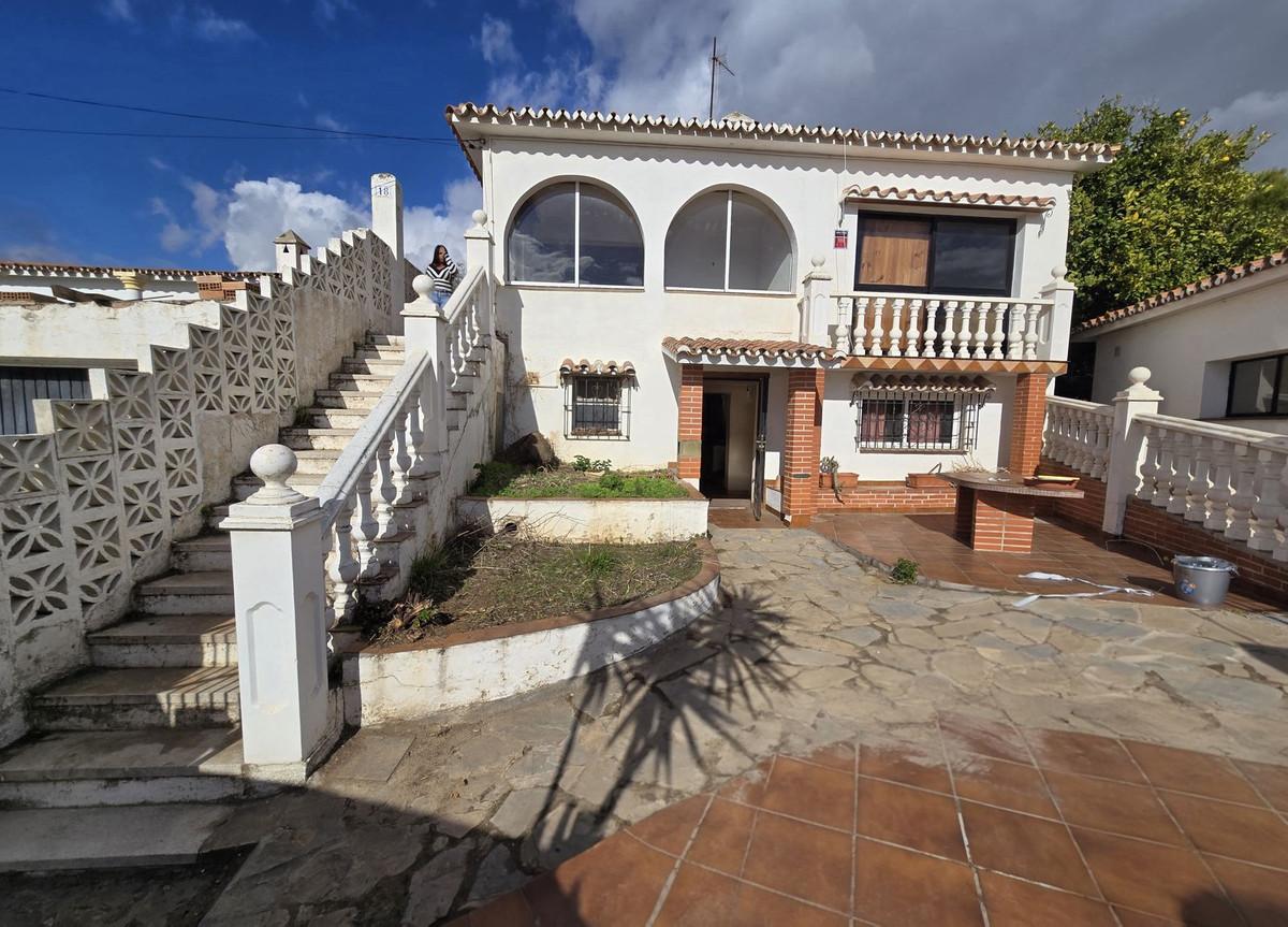 Villa Detached in Fuengirola