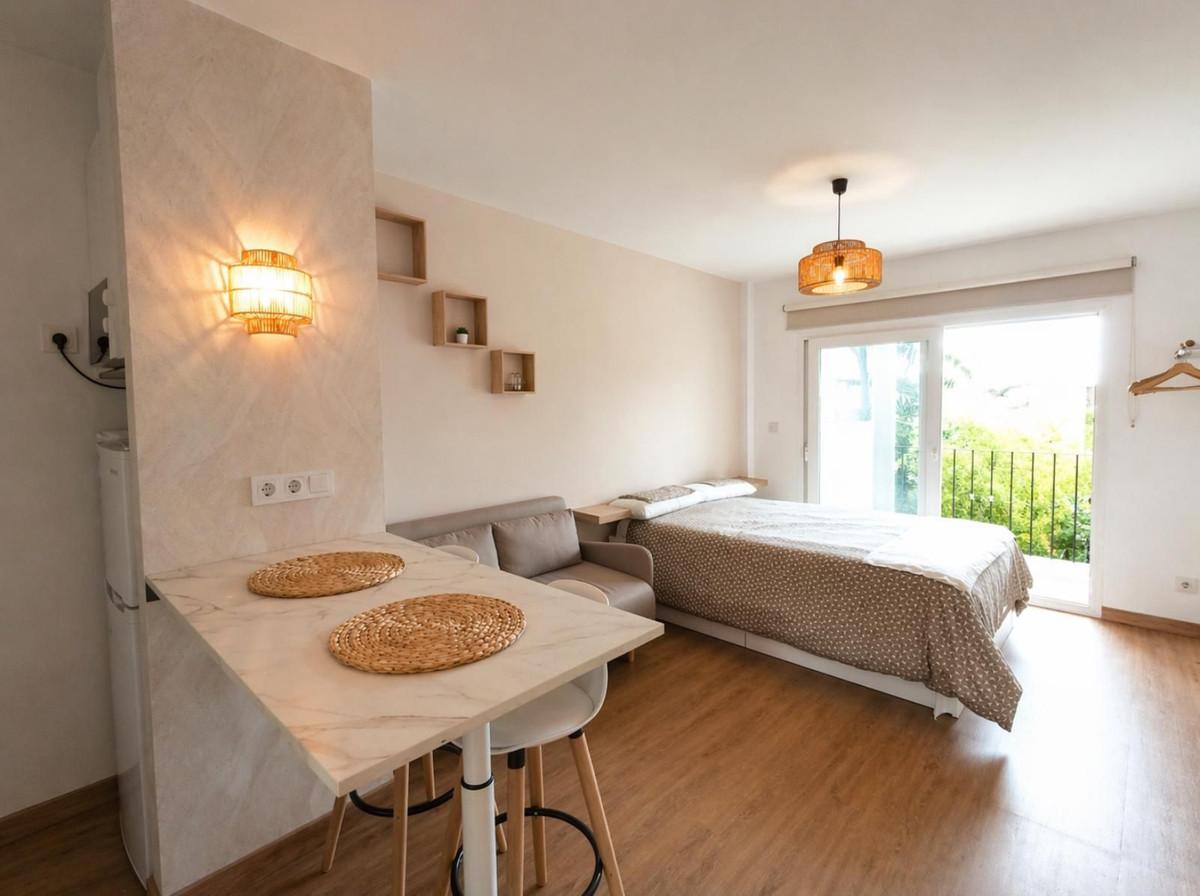 Studio Middle Floor in Calahonda