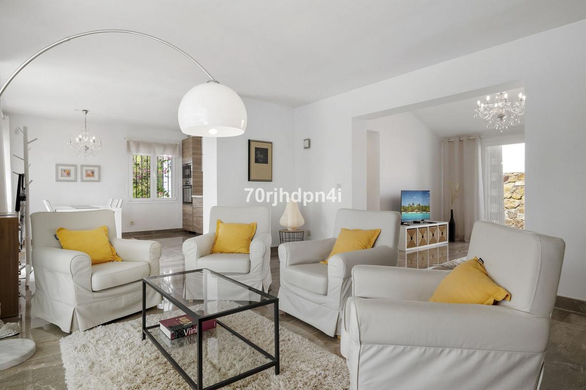 Villa Detached in El Padron