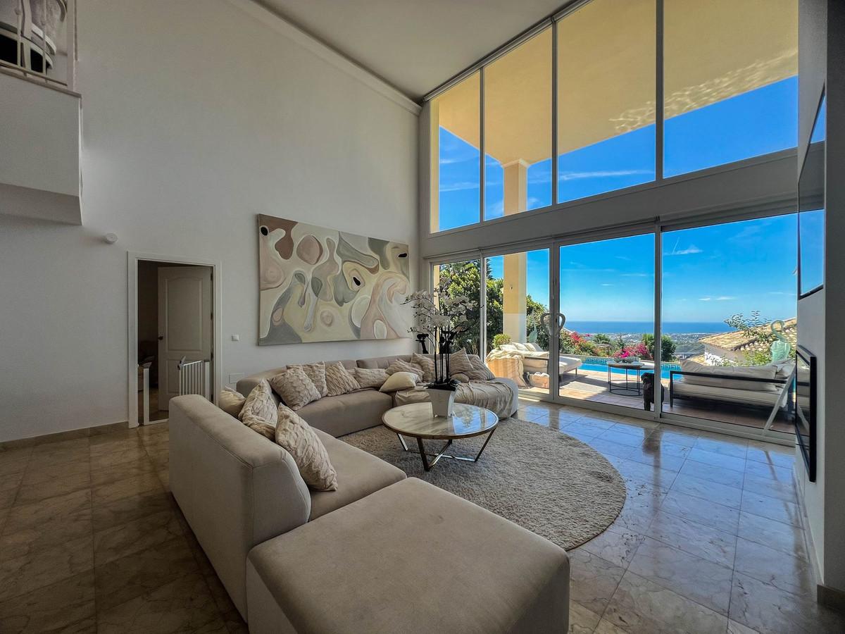 Villa Detached in Ist&aacute;n