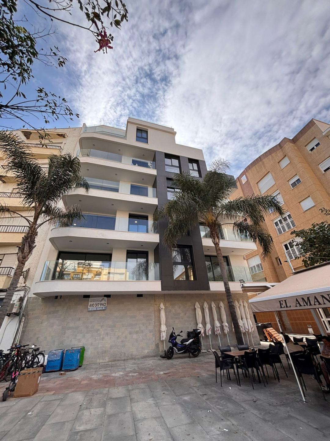 Apartment Middle Floor in Estepona