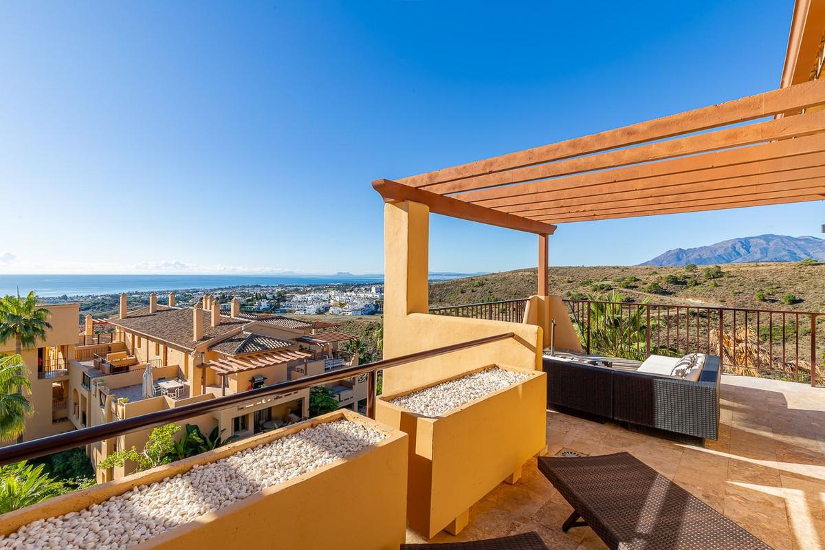 Apartment Penthouse in Benahav&iacute;s
