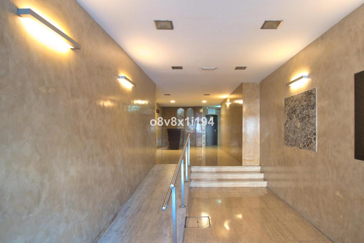 Apartment Middle Floor in M&aacute;laga