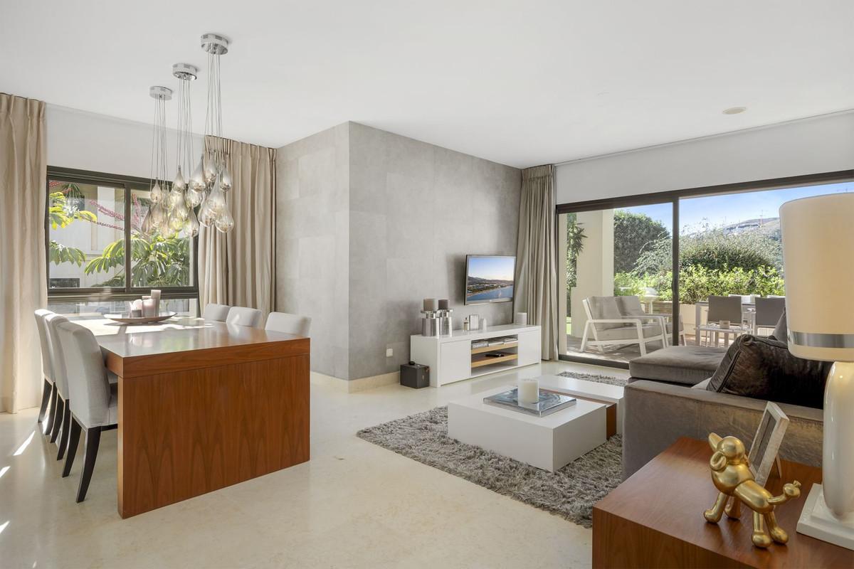 Apartment Ground Floor in Benahav&iacute;s