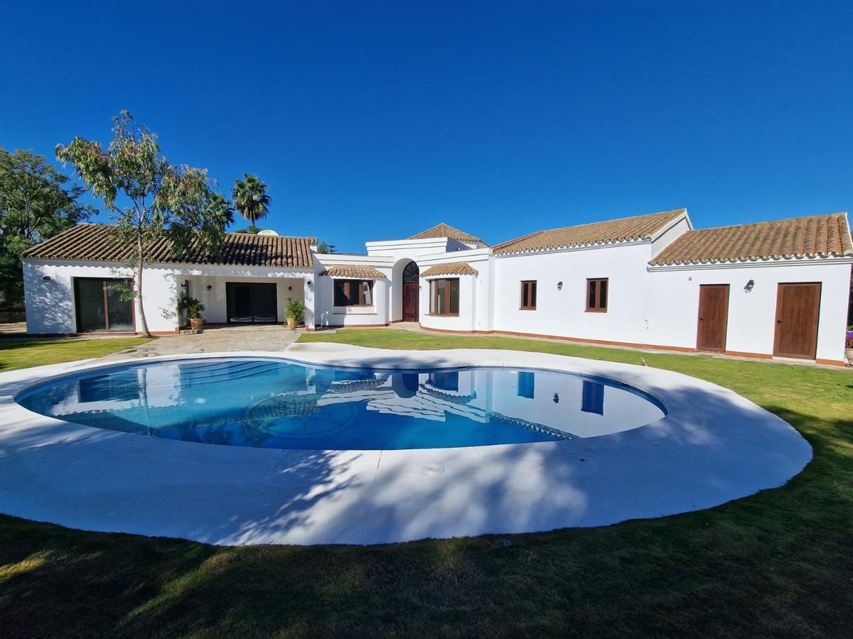 Villa Detached in Sotogrande Alto