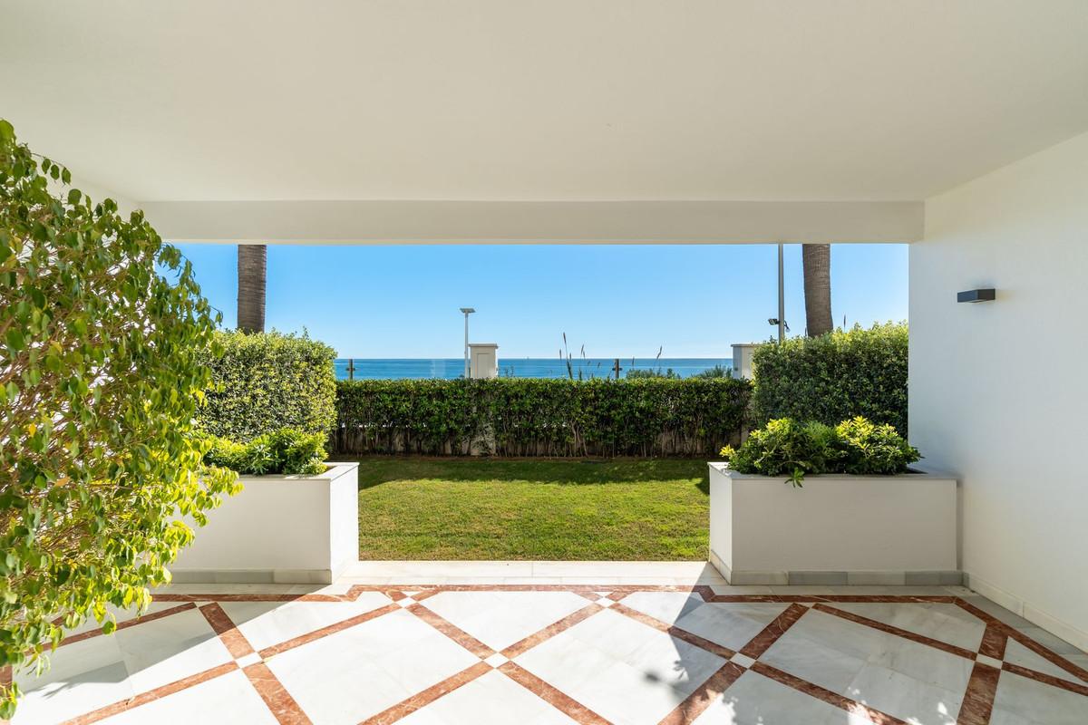 Apartment Ground Floor in Estepona