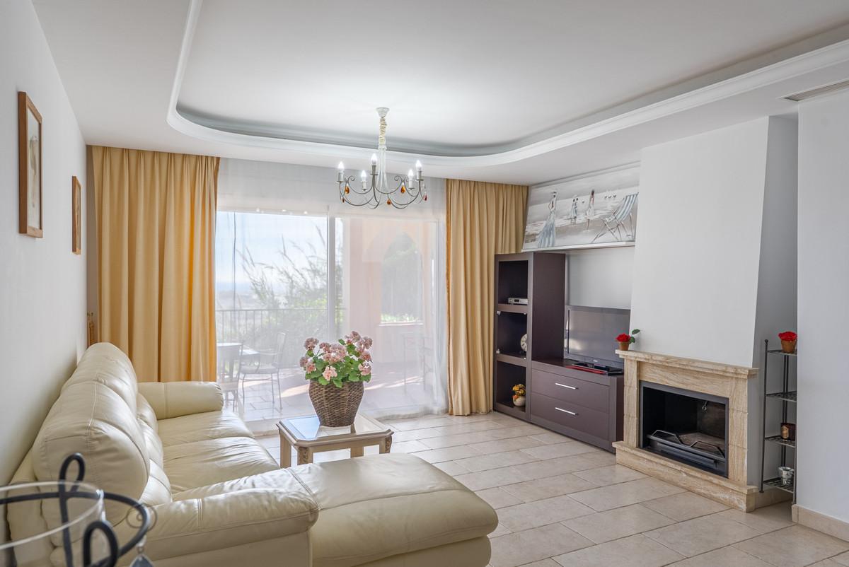 Apartment Middle Floor in Benahav&iacute;s