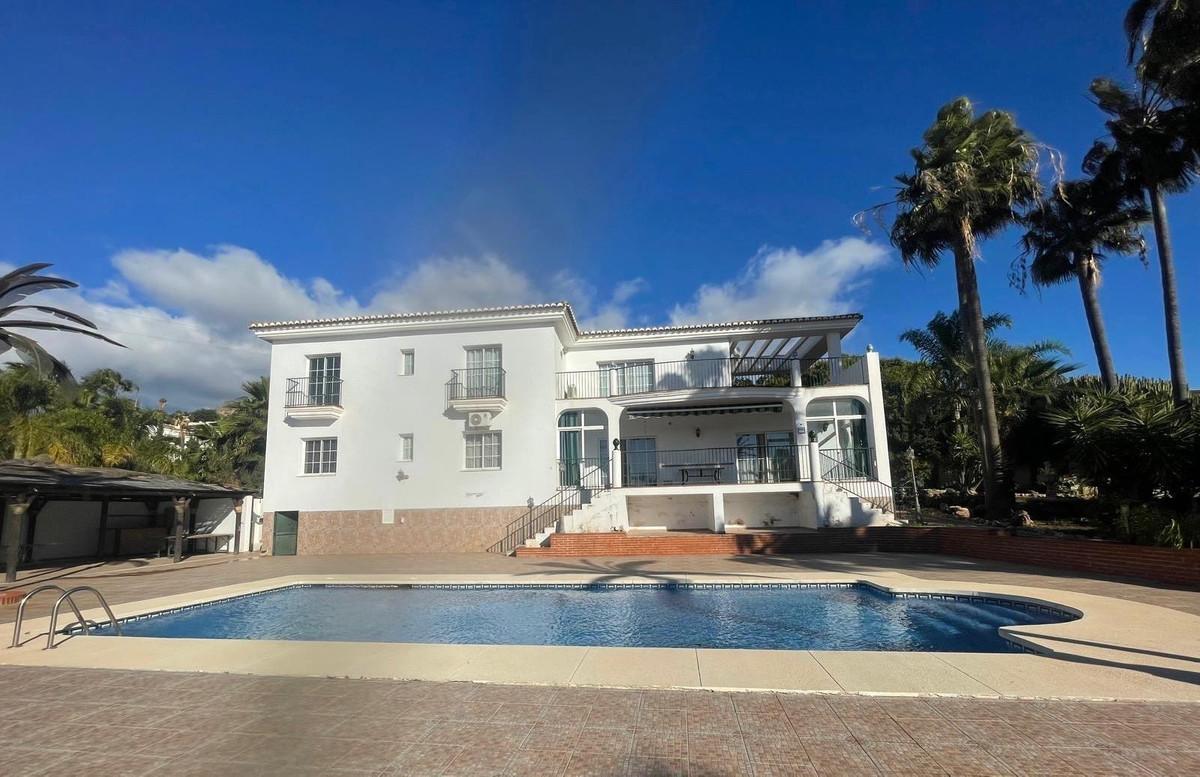 Villa Detached in Benalmadena