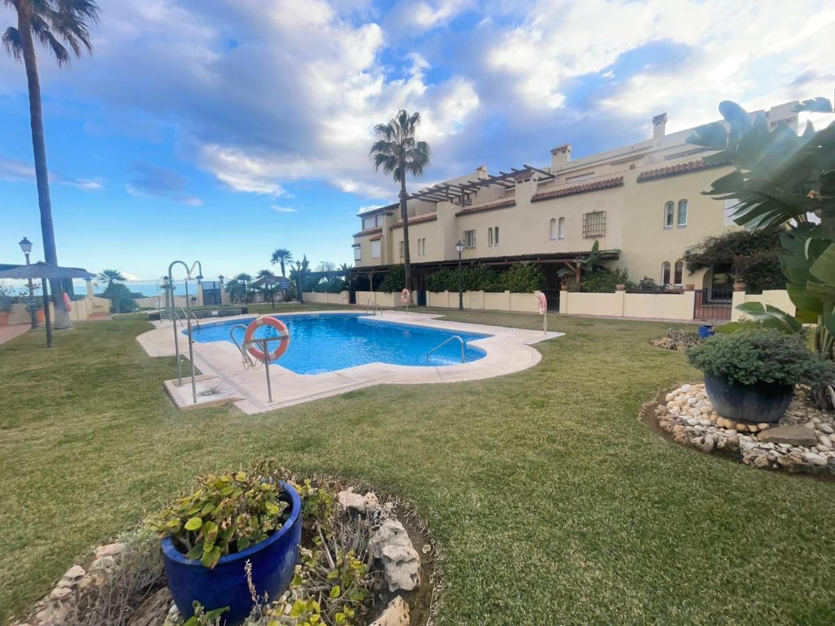 Townhouse Terraced in Casares