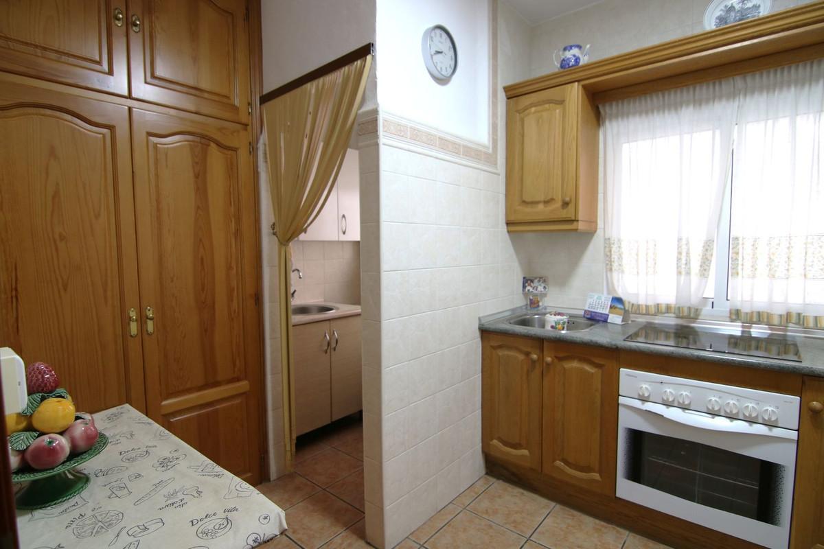 Apartment Middle Floor in Co&iacute;n