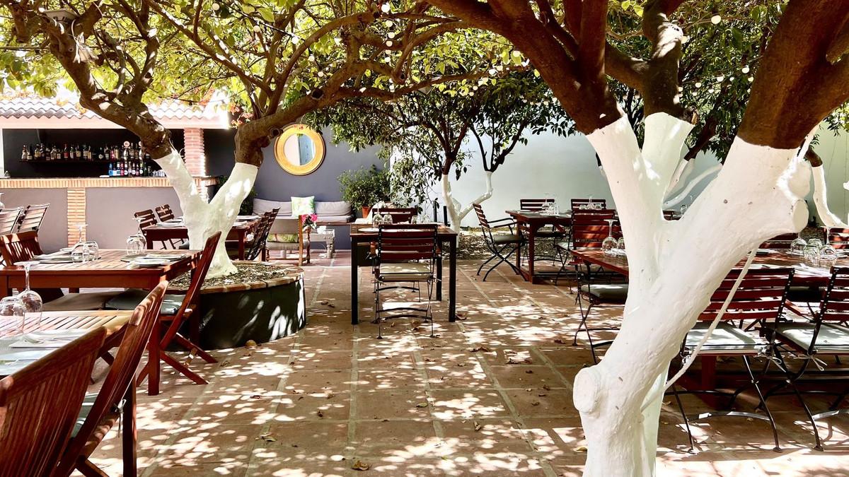 Commercial Restaurant in Alhaur&iacute;n el Grande