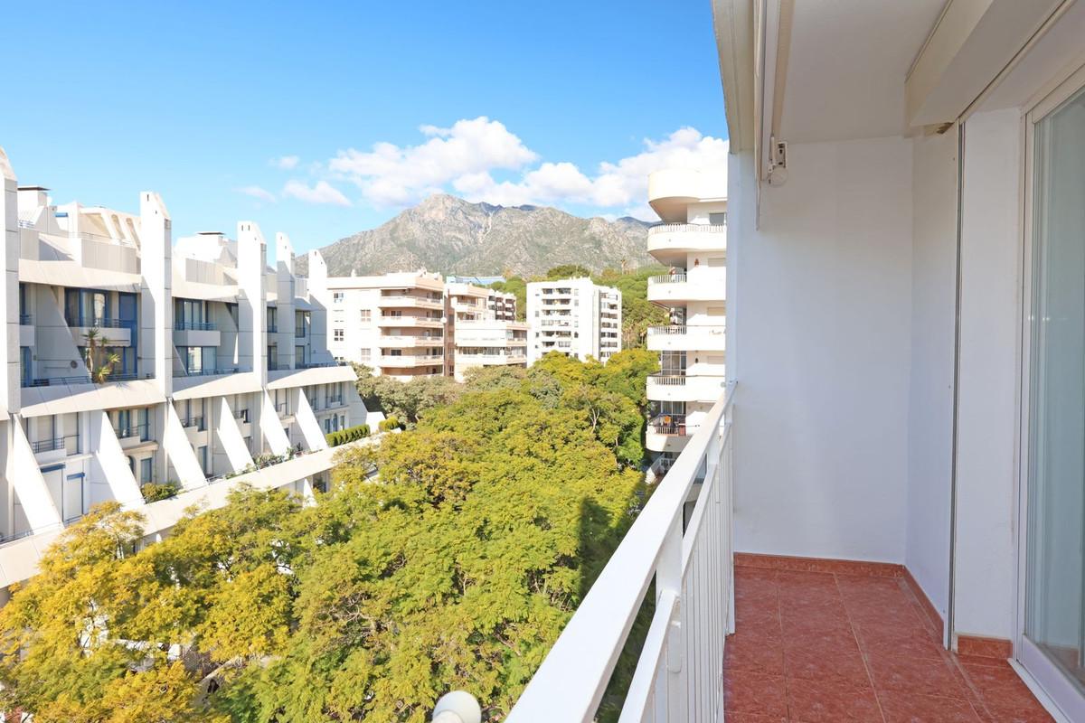 Apartment Middle Floor in Marbella